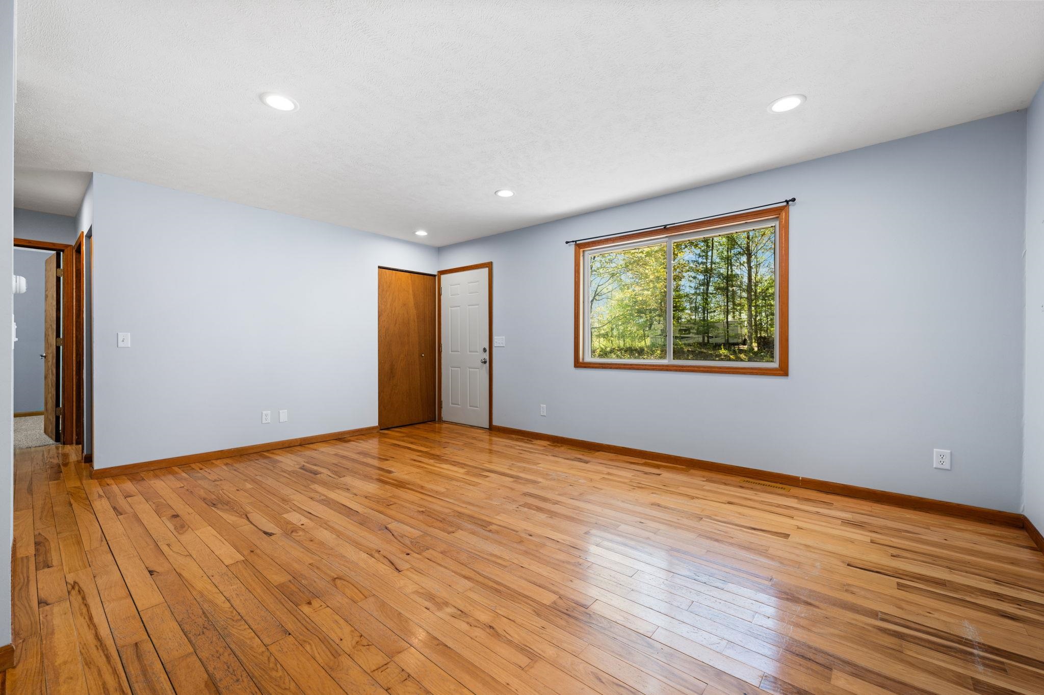3936 Jeri Road Interlochen, MI 49643 - Photo 8 of 37