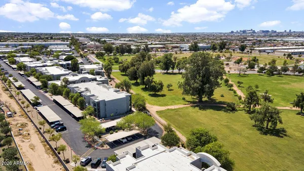 $1,502 | 5611 South 32nd Street, Unit 2, Phoenix, AZ 85040