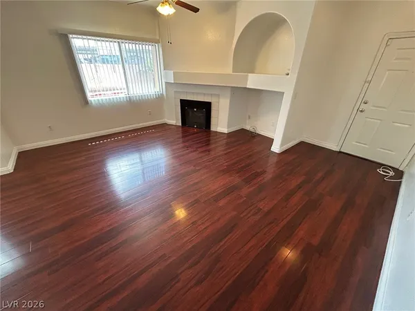 $1,300 | 900 Heavenly Hill Court, Unit 101, Las Vegas, NV 89145