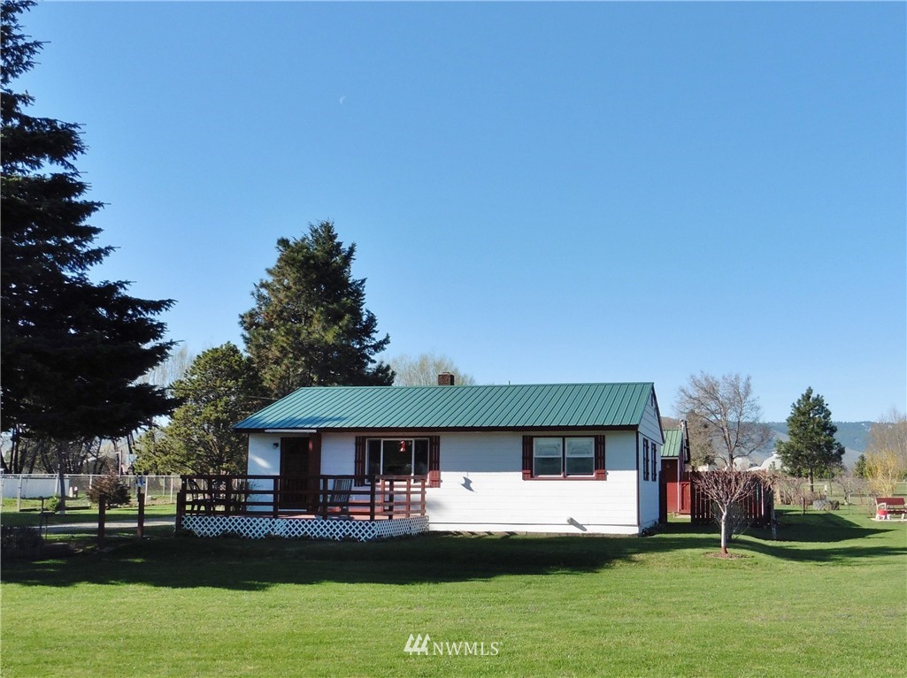 391 Brown Road Ellensburg, WA 98926 - Photo 1 of 25 Gallery Image 1