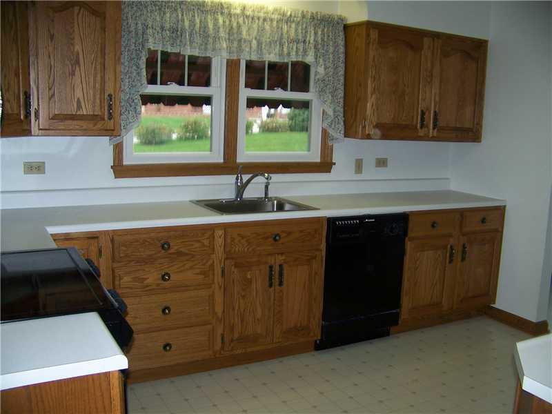 401 East Slippery Rock Road Chicora, PA 16025 - Photo 5 of 18 Kitchen.