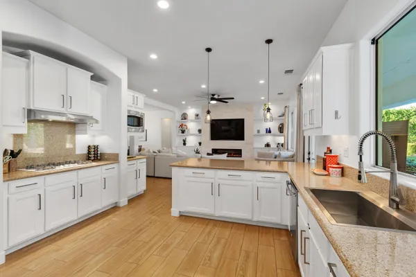 $1,199,000 | 48692 Pear Street, Indio, CA 92201