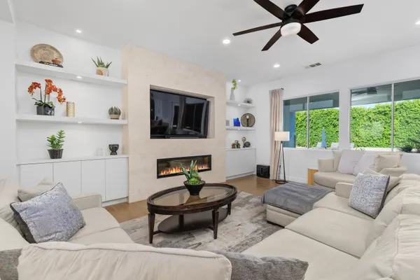 $1,199,000 | 48692 Pear Street, Indio, CA 92201