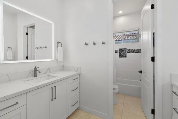 $1,199,000 | 48692 Pear Street, Indio, CA 92201