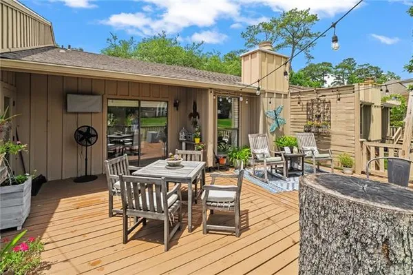 $319,000 | 122 Catalpa Lane, Unit 122, Mandeville, LA 70471