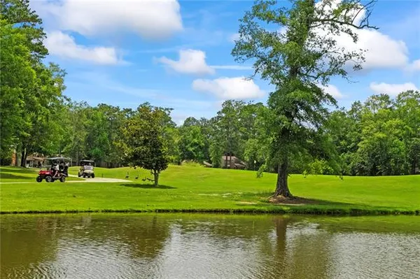 $319,000 | 122 Catalpa Lane, Unit 122, Mandeville, LA 70471