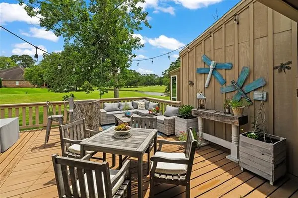 $319,000 | 122 Catalpa Lane, Unit 122, Mandeville, LA 70471