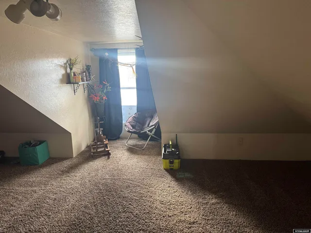 $200,000 | 160 East 2nd S Street, Green River, WY 82935