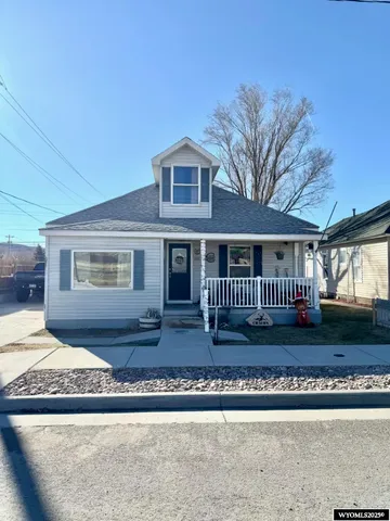 $200,000 | 160 East 2nd S Street, Green River, WY 82935