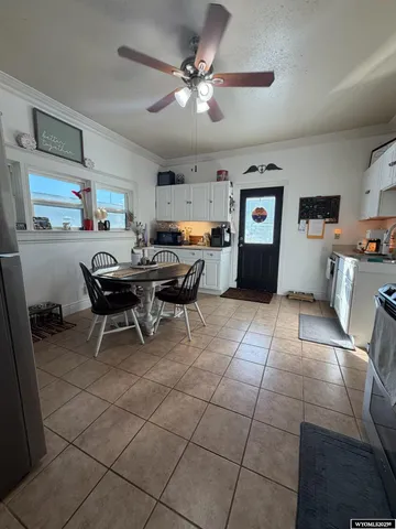 $200,000 | 160 East 2nd S Street, Green River, WY 82935