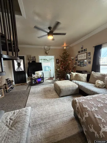 $200,000 | 160 East 2nd S Street, Green River, WY 82935