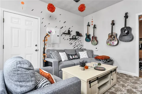 $699,000 | 186 Federal Street, Providence, RI 02903