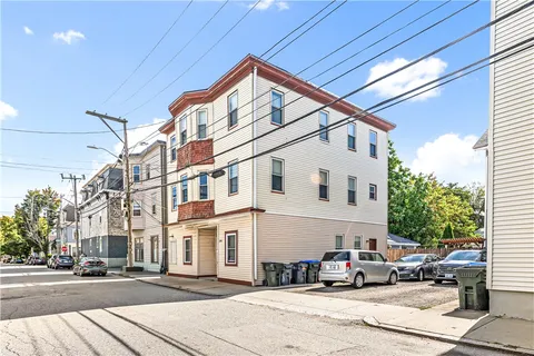 $699,000 | 186 Federal Street, Providence, RI 02903
