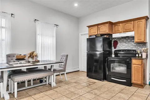 $699,000 | 186 Federal Street, Providence, RI 02903