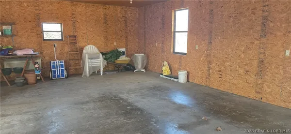 $204,900 | 116 Laurie Heights Drive, Laurie, MO 65037