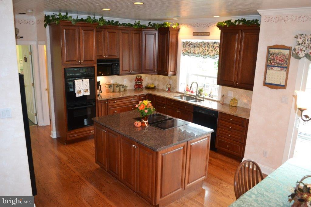 1138 Elephant Road Perkasie, PA 18944 - Photo 11 of 25