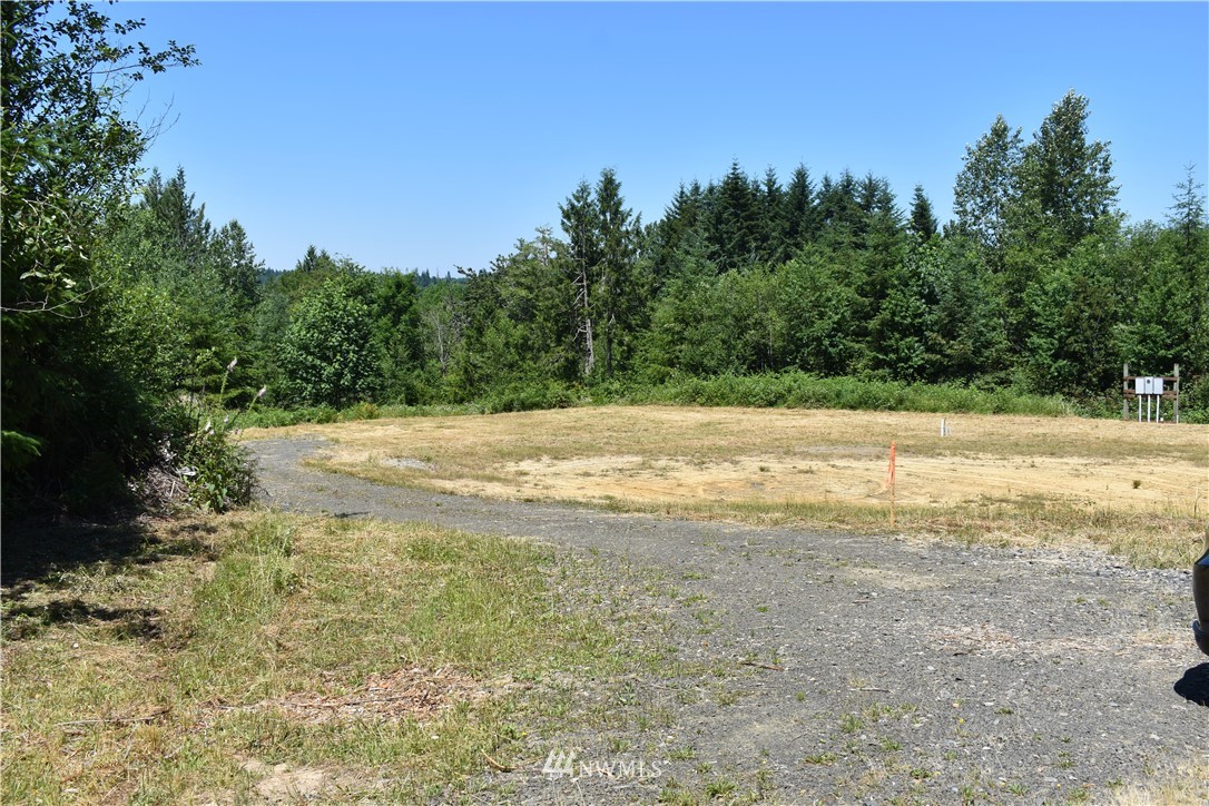 2235 Centralia Alpha Road Chehalis, WA 98532 - Photo 3 of 14