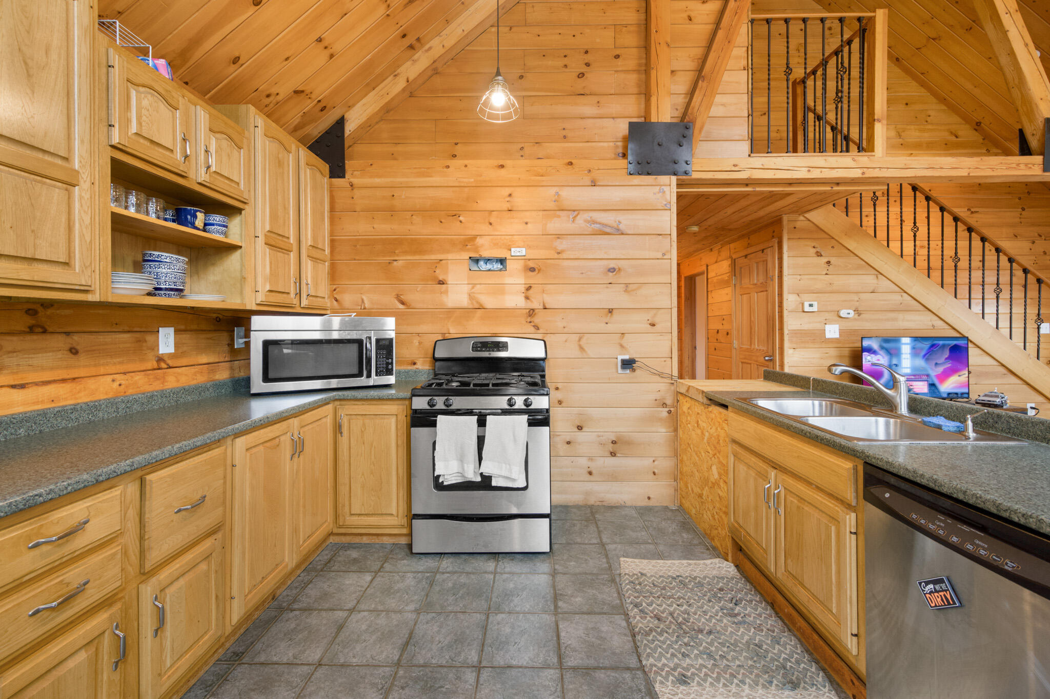 566 Back Winterport Road Winterport, ME 04496 - Photo 17 of 49