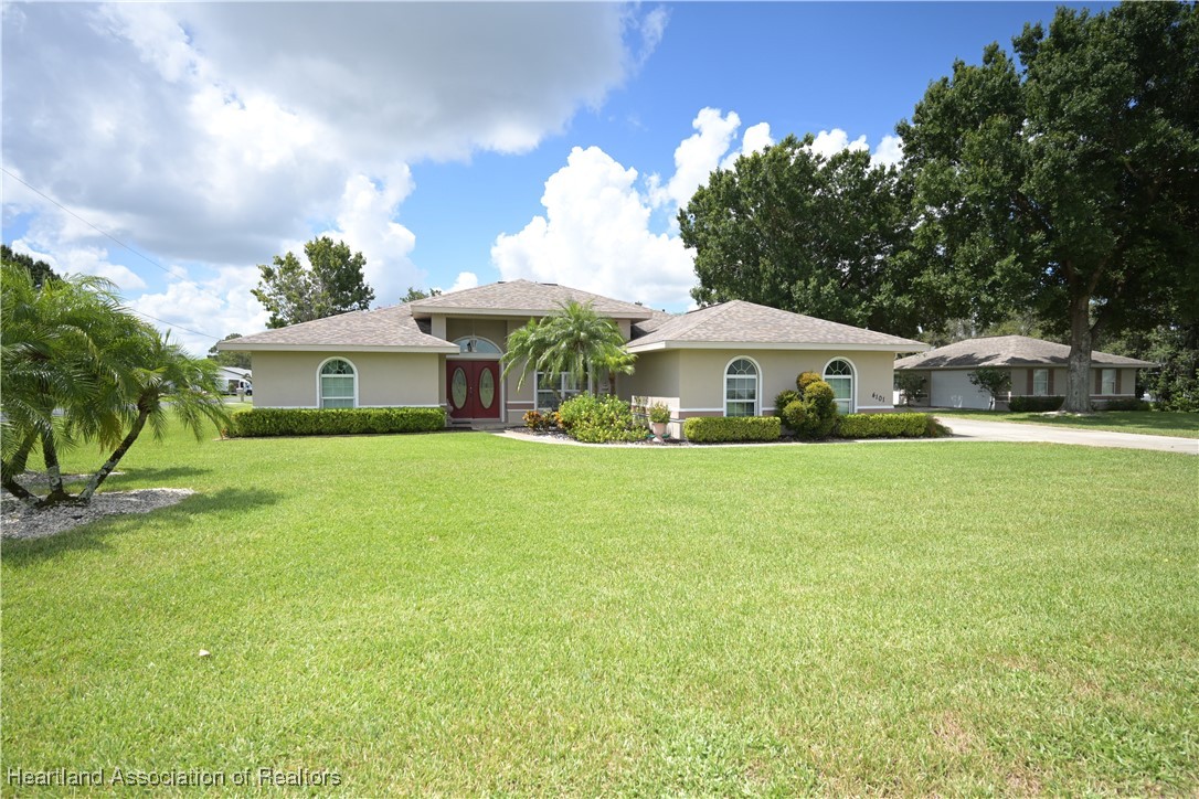 4101 Duffer Loop Sebring, FL 33872 - Photo 44 of 50 Front