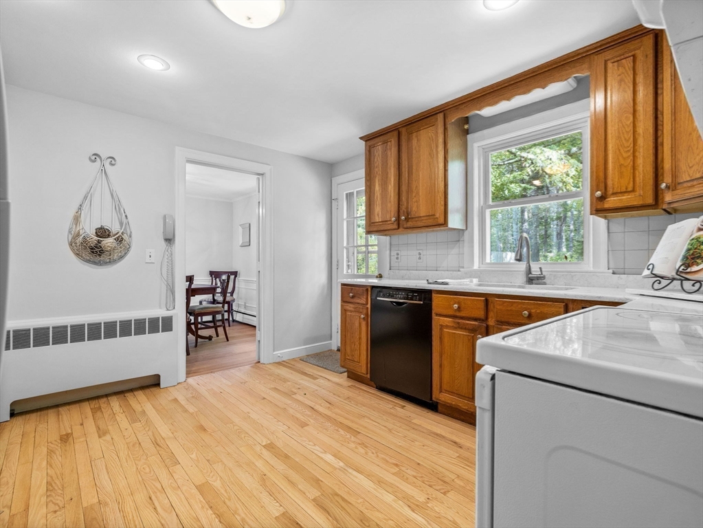 47 Pequot Road Wayland, MA 01778 - Photo 18 of 27 Gallery Image 18