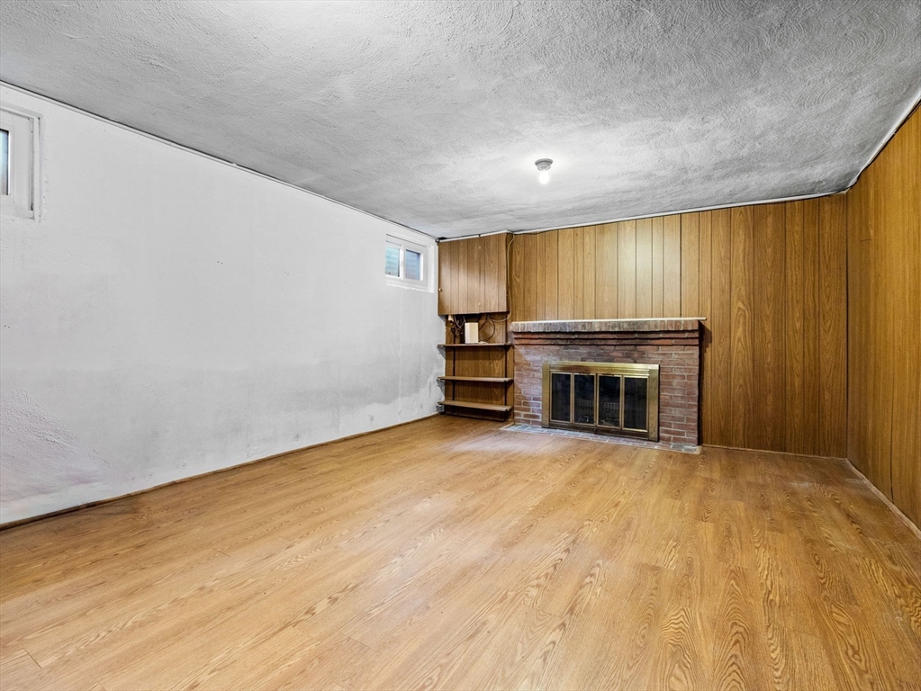 47 Pequot Road Wayland, MA 01778 - Photo 23 of 27 Gallery Image 23