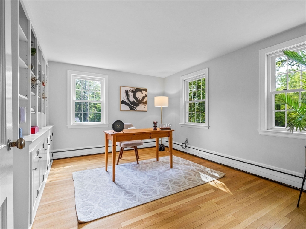 47 Pequot Road Wayland, MA 01778 - Photo 3 of 27 Gallery Image 3