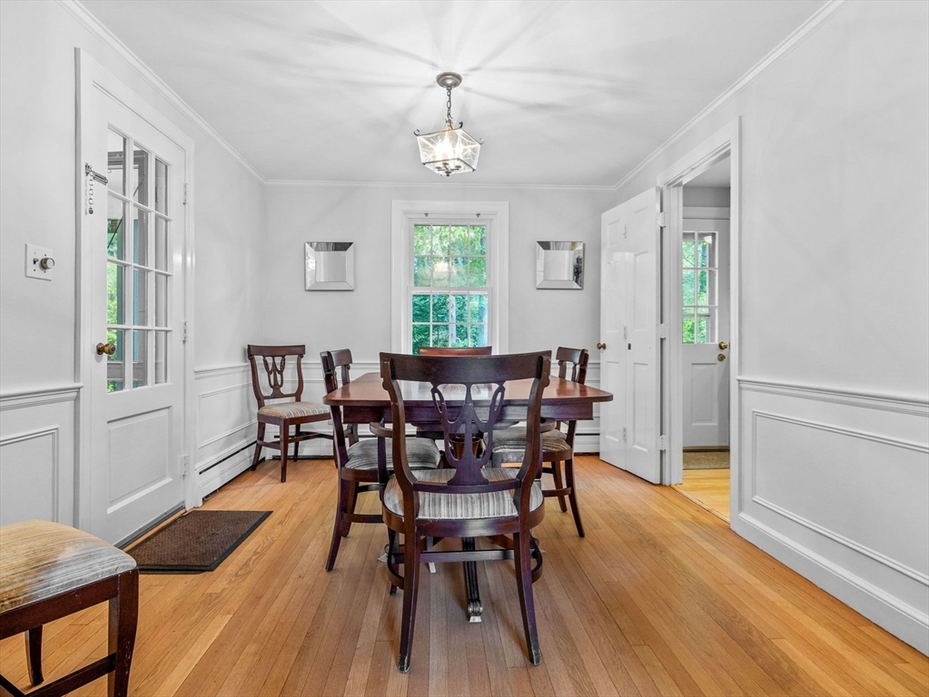 47 Pequot Road Wayland, MA 01778 - Photo 4 of 27 Gallery Image 4