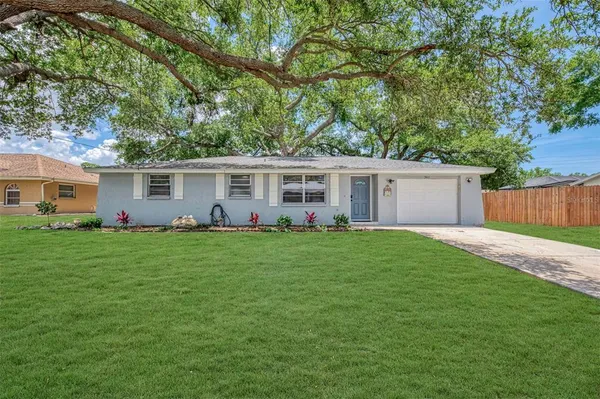 $349,900 | 361 Falkland Road, Venice, FL 34293