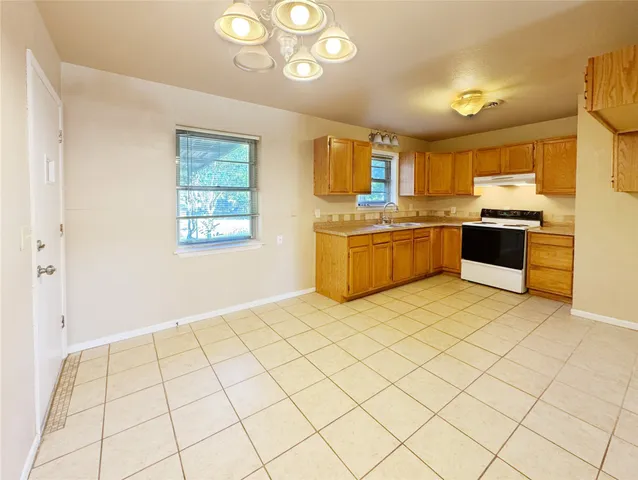 $174,900 | 305 Highland Drive, Burnet, TX 78611