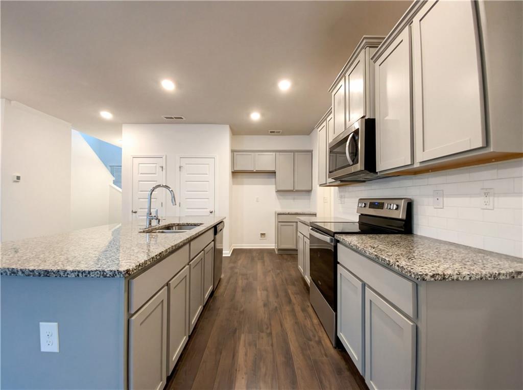 2611 Lovejoy Crossing Street Hampton, GA 30228 - Photo 2 of 22