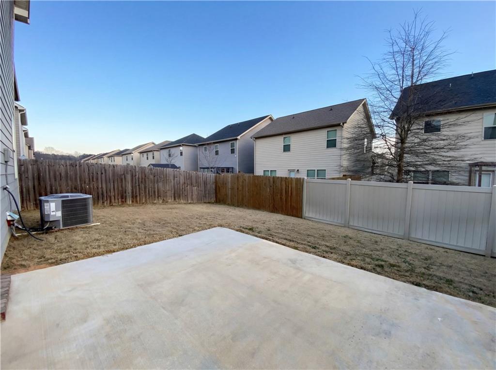 2611 Lovejoy Crossing Street Hampton, GA 30228 - Photo 6 of 22