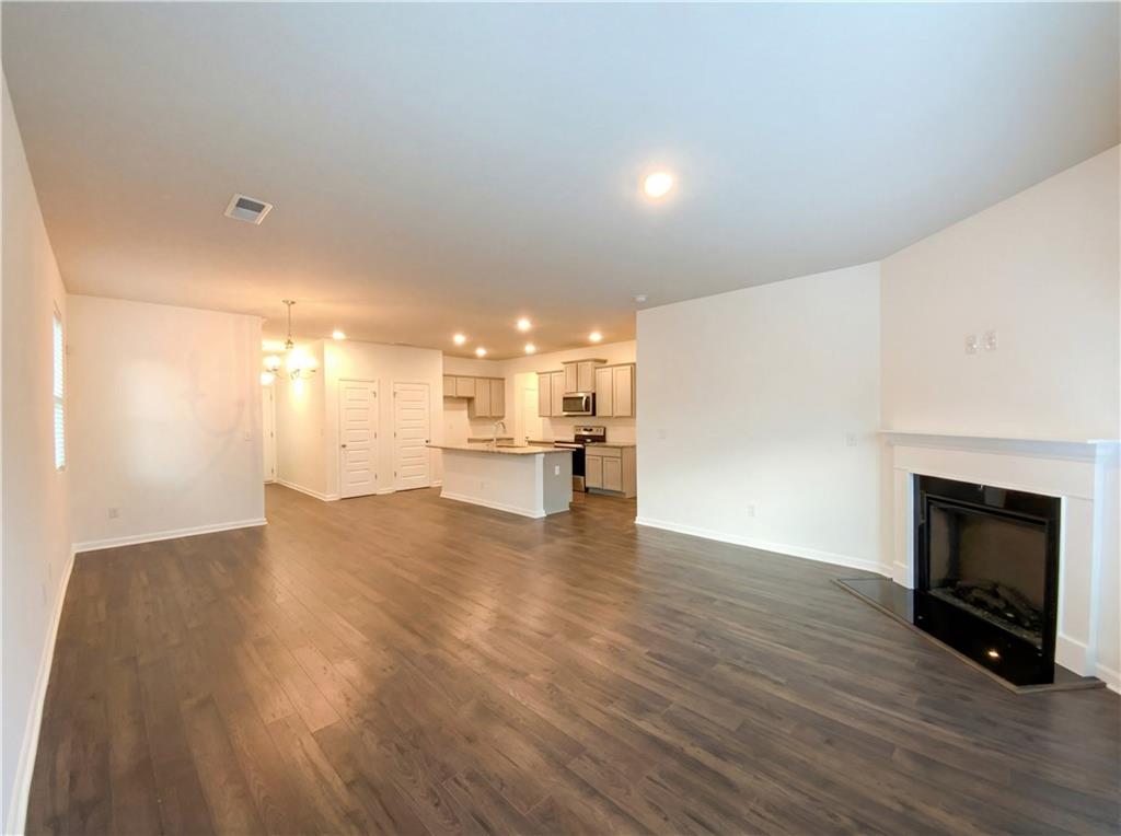 2611 Lovejoy Crossing Street Hampton, GA 30228 - Photo 7 of 22