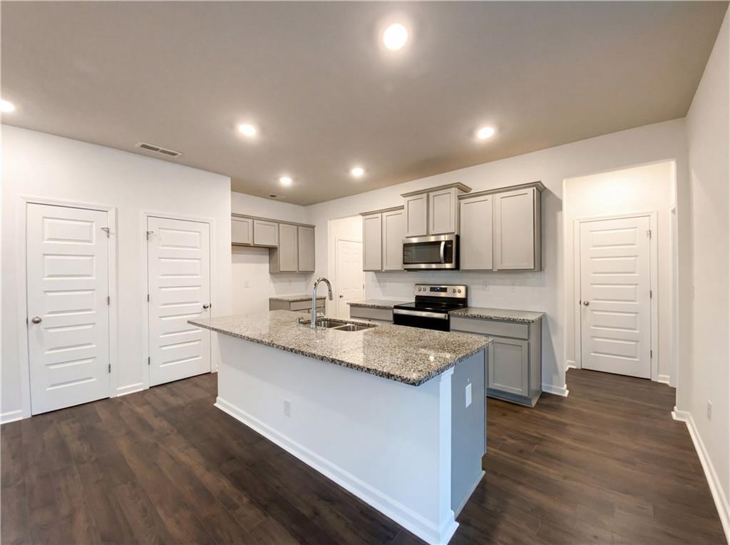 2611 Lovejoy Crossing Street Hampton, GA 30228 - Photo 9 of 22