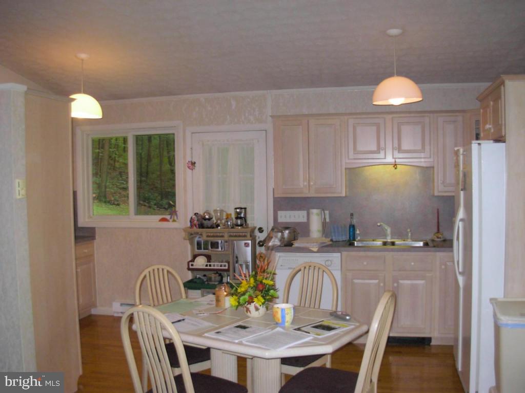 118 Ironmaster Road Lebanon, PA 17042 - Photo 3 of 14 Gallery Image 3
