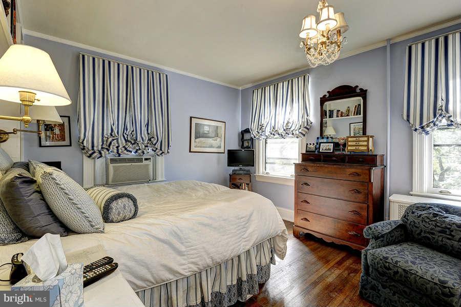 3915 Military Road Northwest Washington, DC 20015 - Photo 14 of 30 Bedroom (Master)