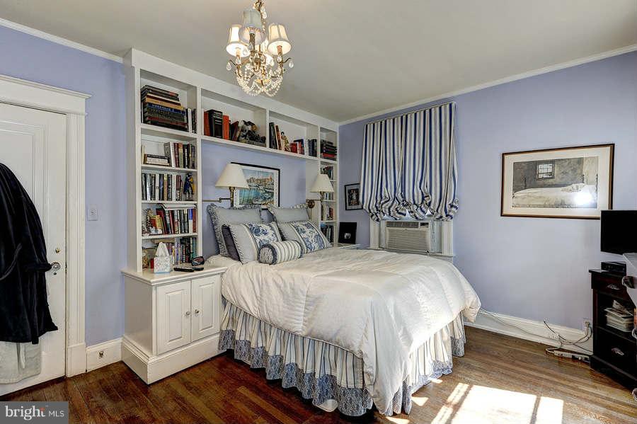 3915 Military Road Northwest Washington, DC 20015 - Photo 15 of 30 Bedroom (Master)