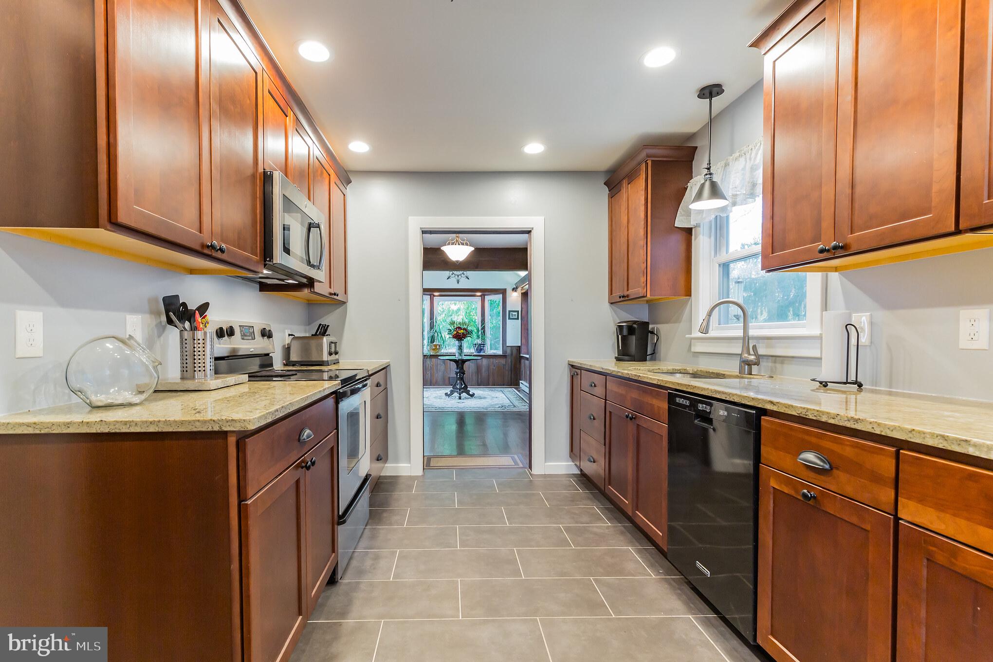 111 Ridgefield Road Newtown Square, PA 19073 - Photo 10 of 30