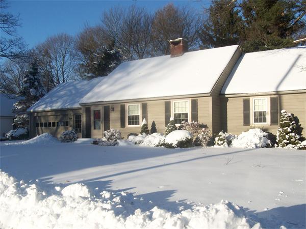 26 Woodbridge Road North Andover, MA 01845 - Photo 8 of 8 Gallery Image 8