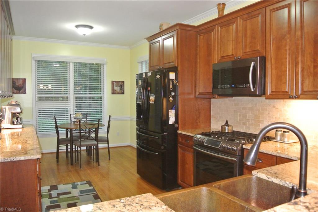 7806 Gold Ridge Road Oak Ridge, NC 27310 - Photo 4 of 25