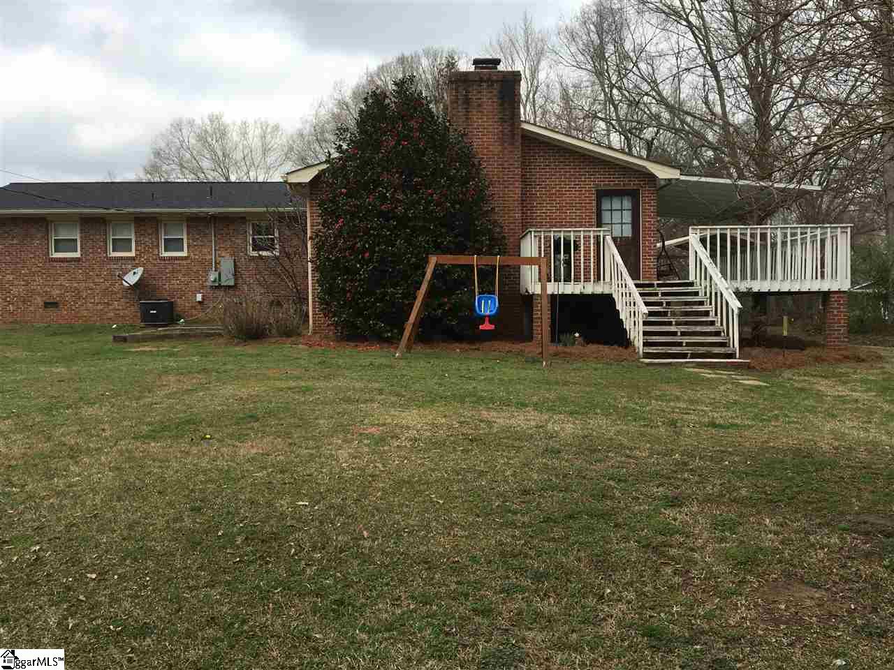 3 Roberts Street Honea Path, SC 29654 - Photo 2 of 8