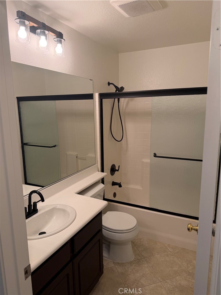 39246 Mango Bay, Unit B Murrieta, CA 92563 - Photo 23 of 29 2nd ba upstairs