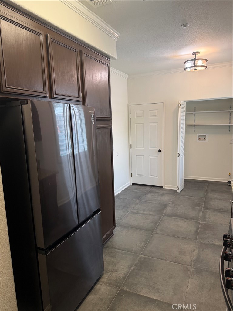 39246 Mango Bay, Unit B Murrieta, CA 92563 - Photo 7 of 29 Refrig included