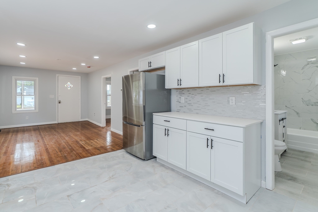 110 Homestead Avenue Springfield, MA 01151 - Photo 14 of 22 Gallery Image 14