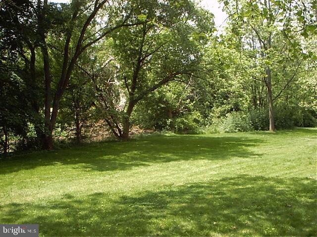 142 Witmer Road Lancaster, PA 17602 - Photo 12 of 12 Gallery Image 12