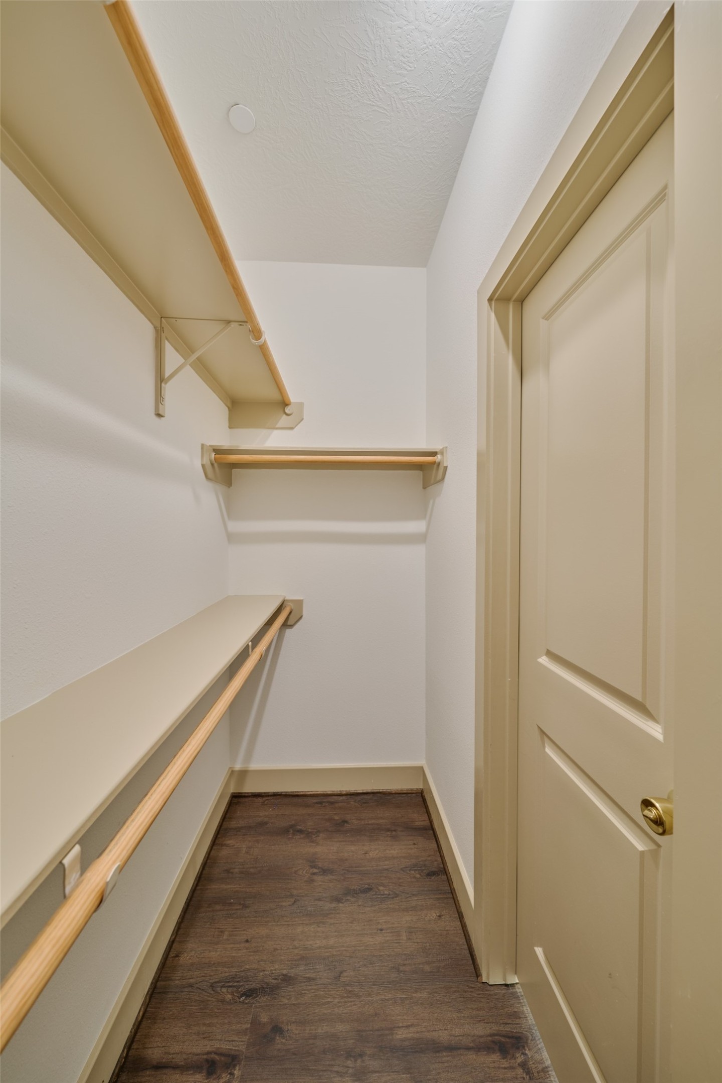2422 Navigation Boulevard, Unit E Houston, TX 77003 - Photo 24 of 29 a view of entryway