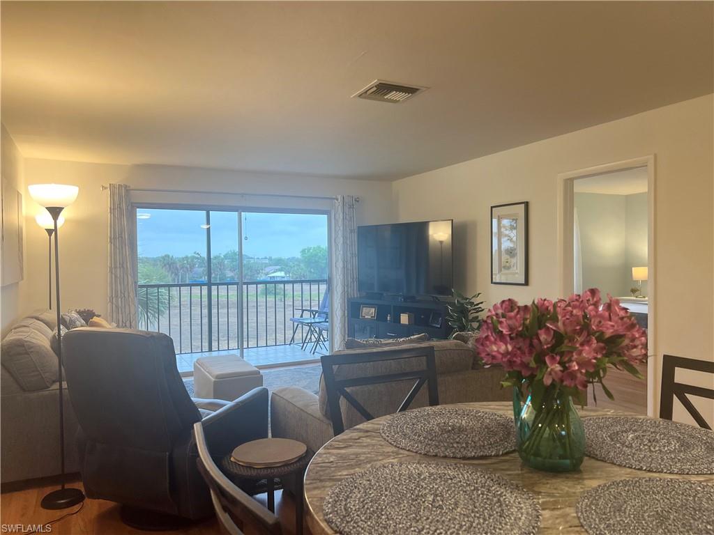 4372 27th Court Southwest, Unit 403 Naples, FL 34116 - Photo 4 of 22