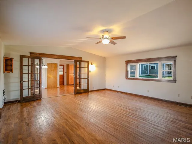 $219,900 | 403 South 5th Street, Owensville, MO 65066