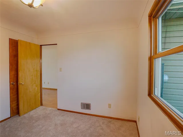 $219,900 | 403 South 5th Street, Owensville, MO 65066