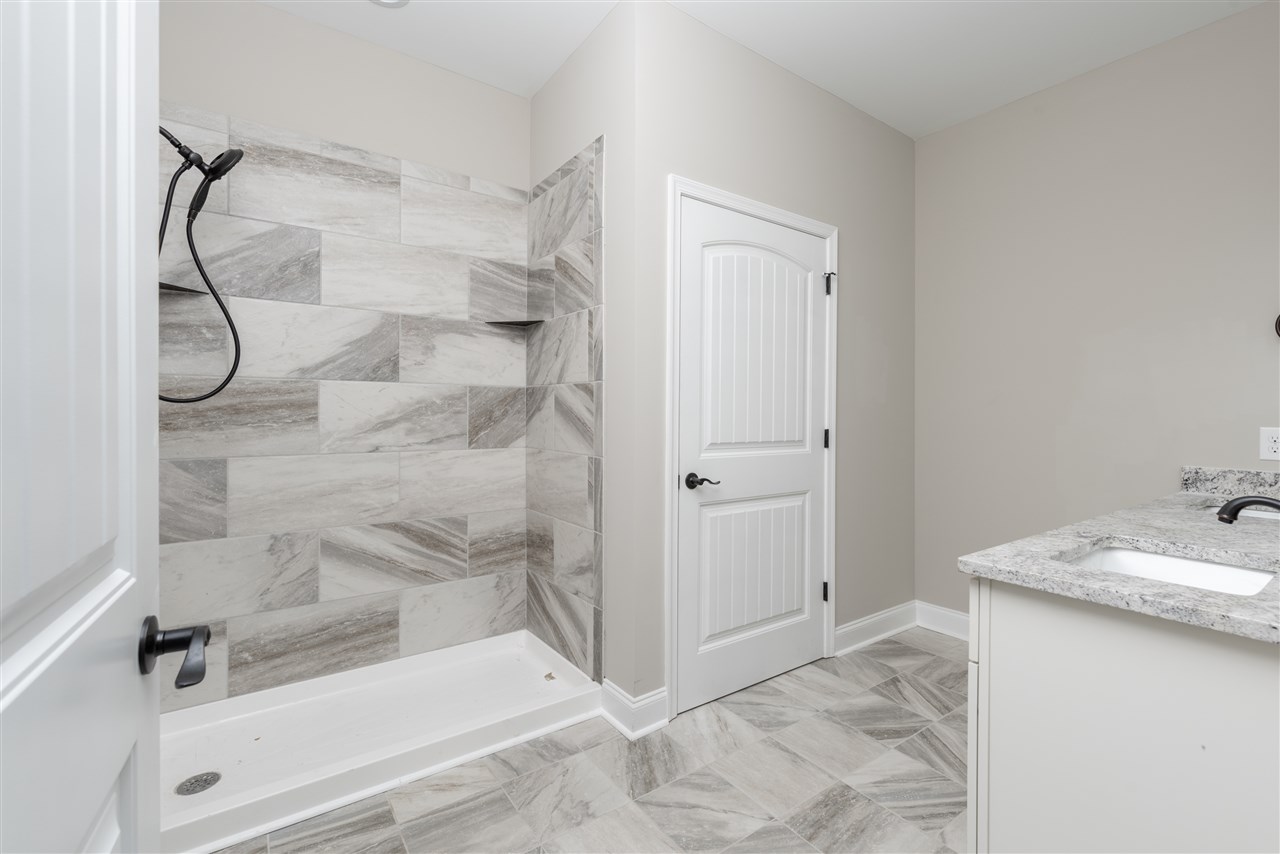 123 Overlook Road, Unit 5 Staunton, VA 24401 - Photo 16 of 24 Gallery Image 16