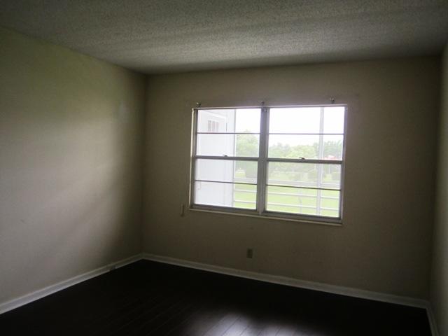 100 Brighton Drive, Unit C Boca Raton, FL 33434 - Photo 12 of 21 Master BR 2